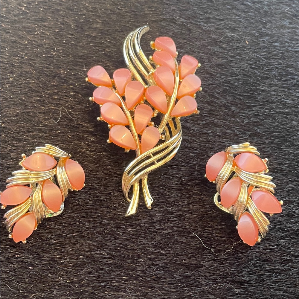 Vintage MCM Gold and Pink Leaf Brooch and Earring Set